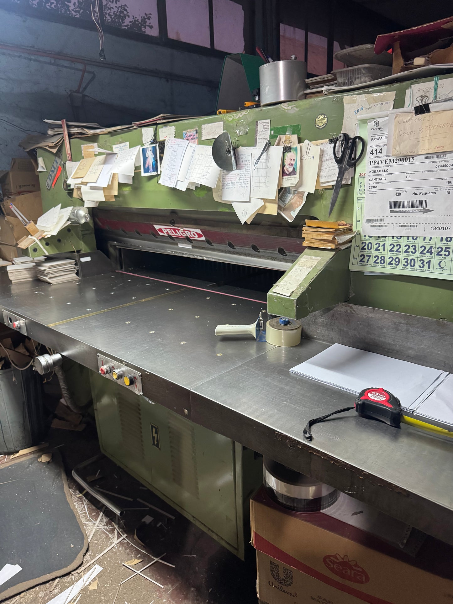 Servicio de Corte y Guillotinado de Papel a Medida